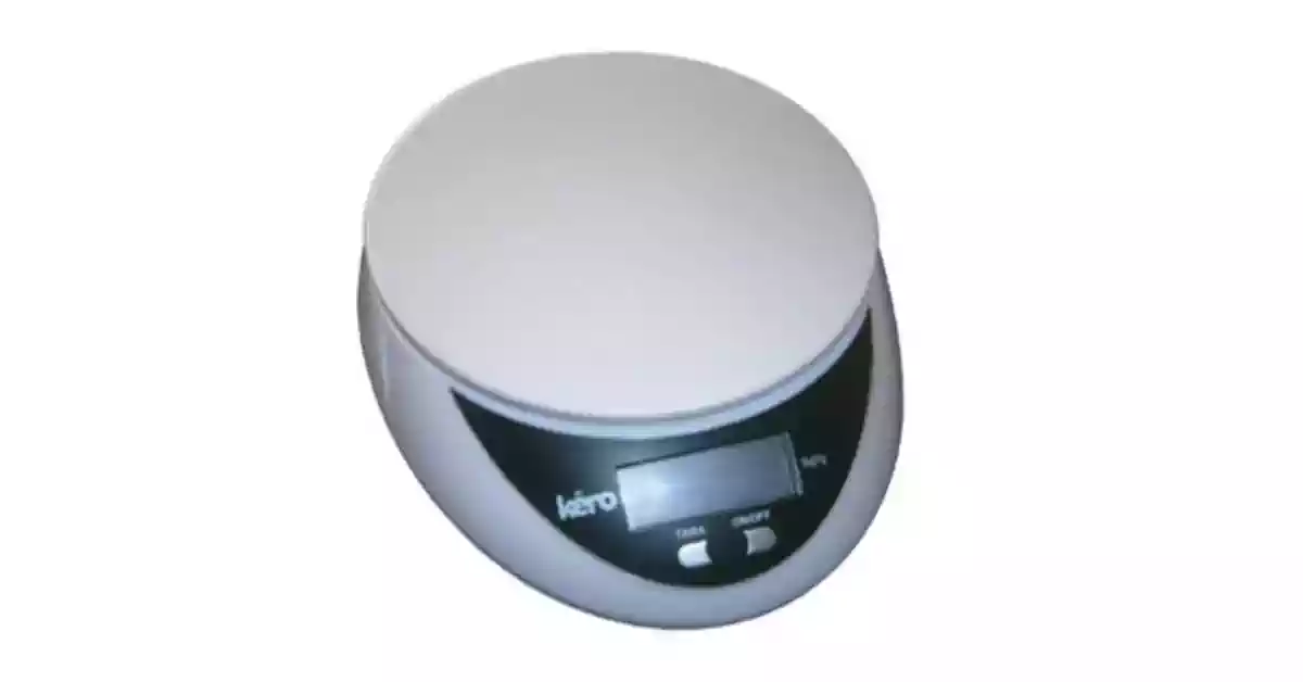 Balança de cozinha branca com ecrã LCD com bordo preto e dois botões de acerto