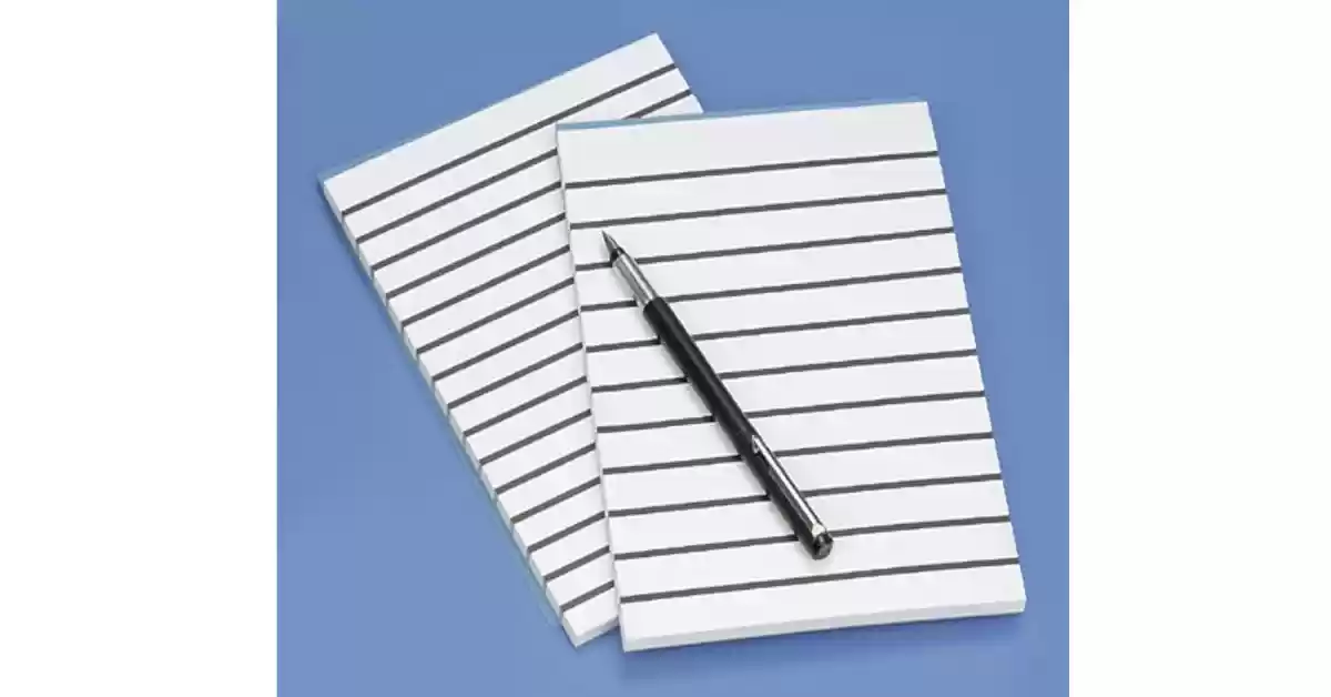 Bloco A4 de 100 folhas brancas de papel grosso e linhas grossas