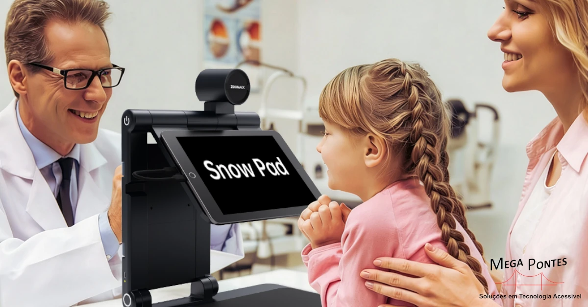 Aluna do 1º ciclo testa o Snow Pad numa consulta de oftalmologia